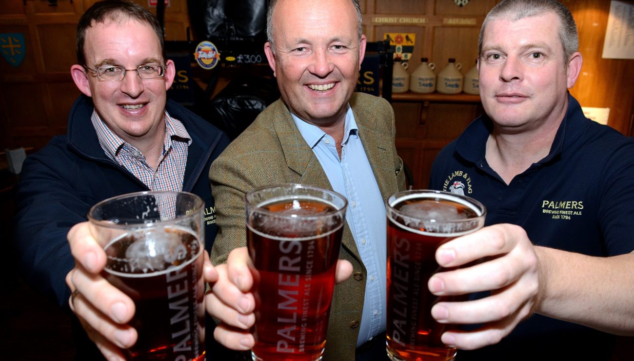 Palmers head brewer visits Lamb and Flag