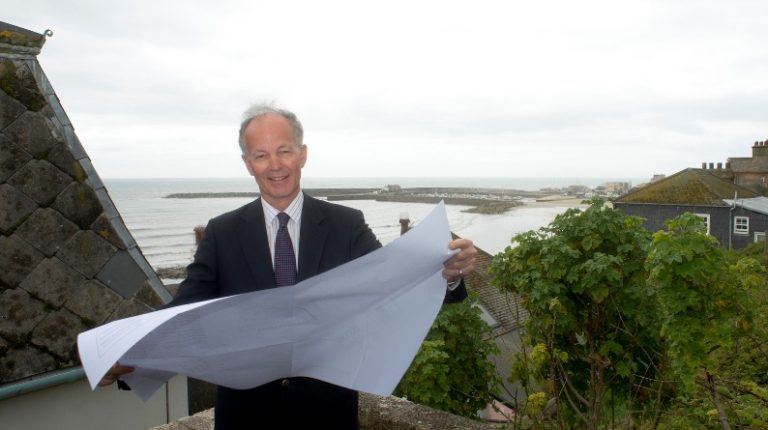 John Palmer meets Three Cups group