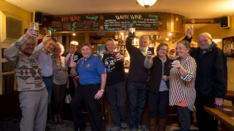 CAMRA chairman visits New Inn