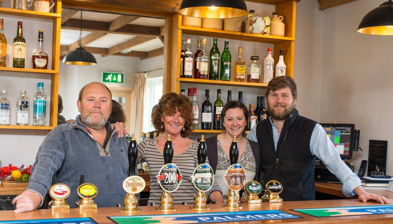 Downhouse Café Crew Take Over At New Inn, Eype