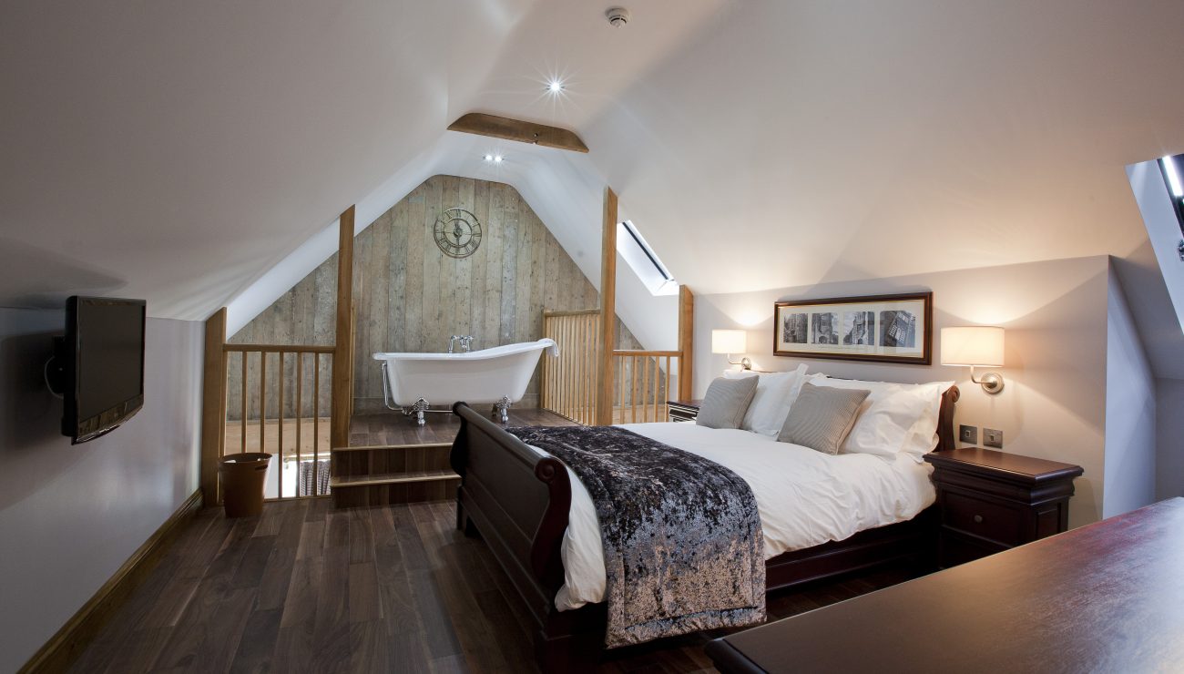 Bedroom at the New Inn Cerne Abbas.