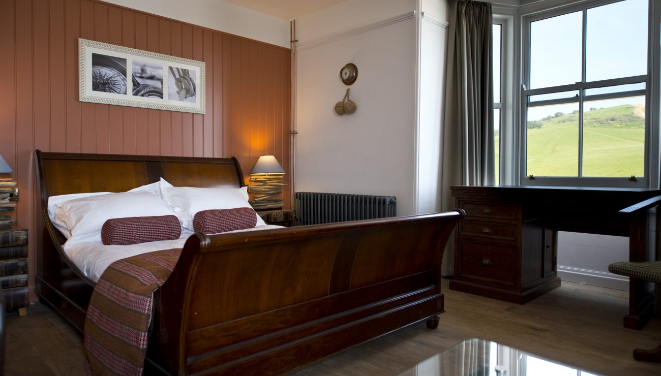 Accommodation Anchor Inn Seatown, Dorset.