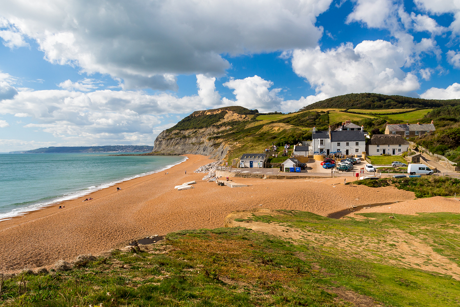 The Best Jurassic Coast Walks in Dorset with a Pub Stop