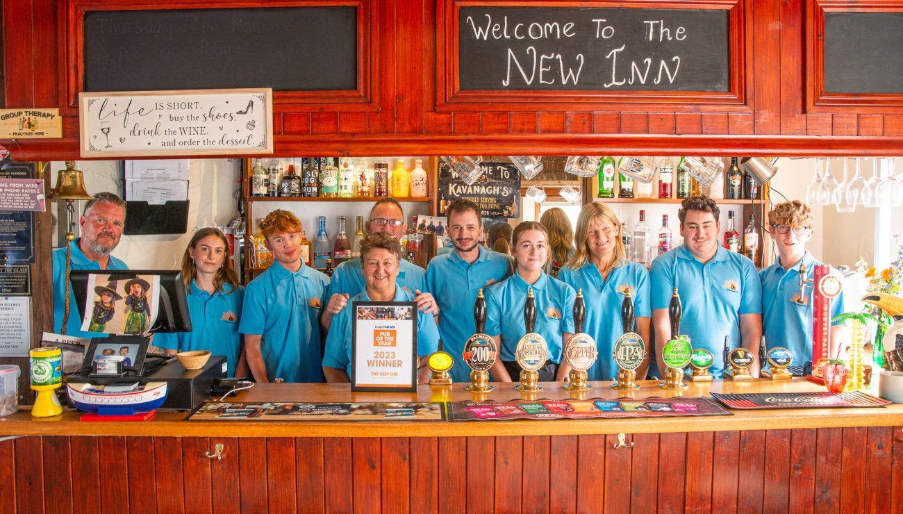 New Inn Eype wins The Bridport and Lyme Regis News Pub of the Year
