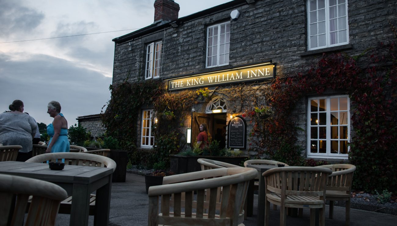The King William is open again!